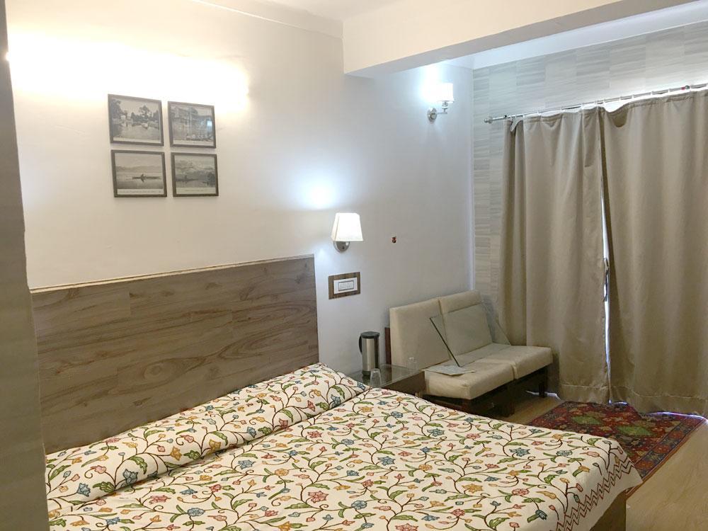 Shah Abbas Hotel At Dal Lake Srinagar (Jammu and Kashmir) Ngoại thất bức ảnh
